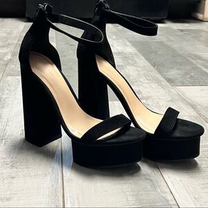 70s Platform Sandal Open Toe Ankle Strap Disco Extra Square Toe 6” Heel 10